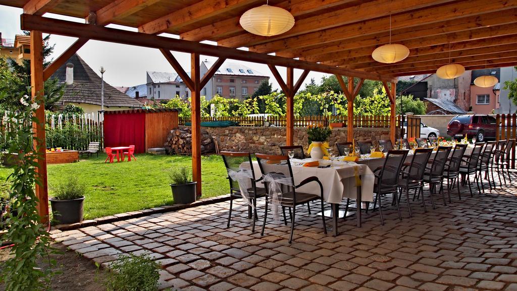 Excalibur Penzion A Restaurace Moravská Třebová المظهر الخارجي الصورة